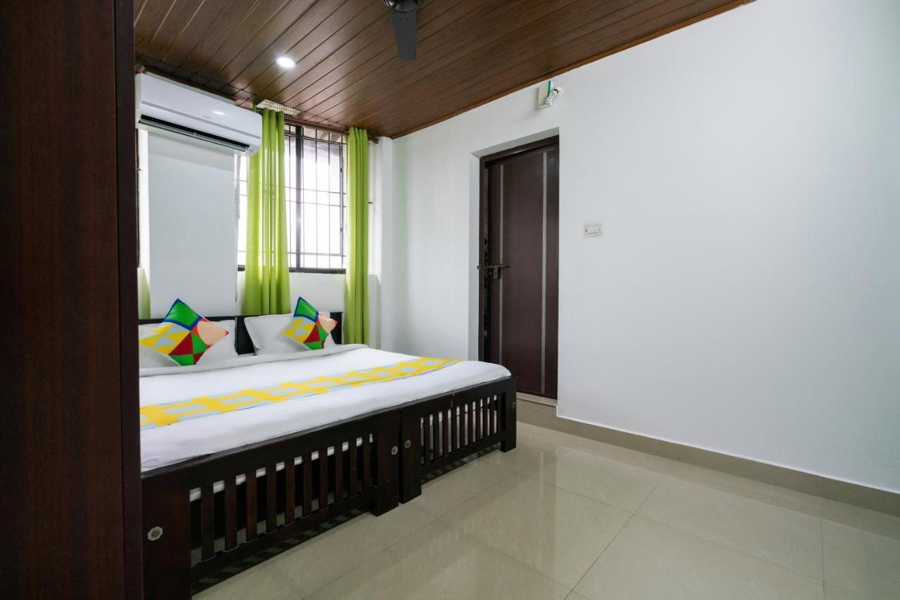 Oyo Home 49697 Aj Apartments Kochi エクステリア 写真