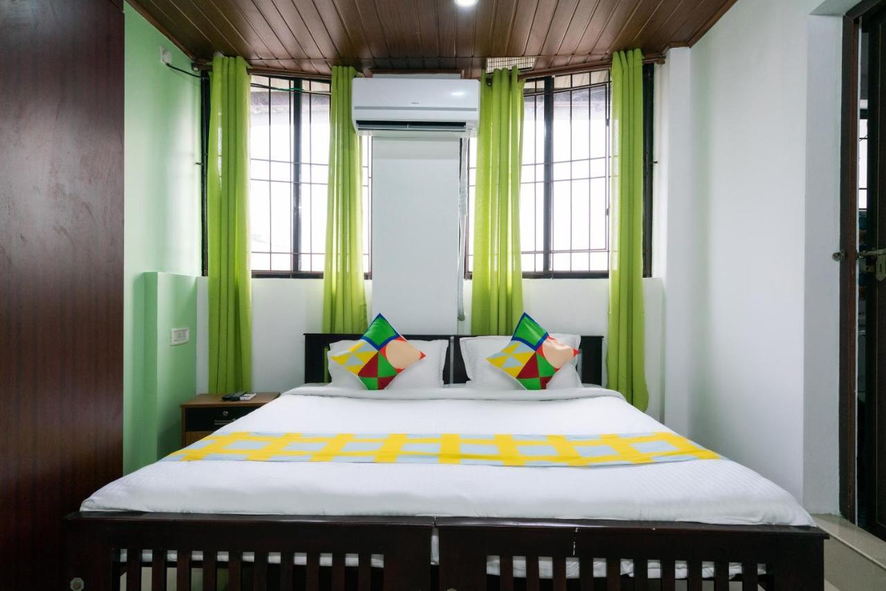 Oyo Home 49697 Aj Apartments Kochi エクステリア 写真
