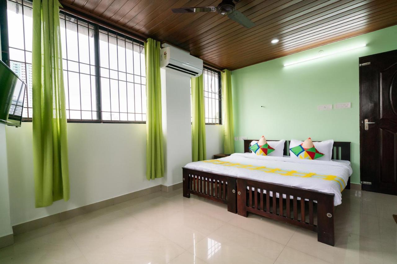 Oyo Home 49697 Aj Apartments Kochi エクステリア 写真